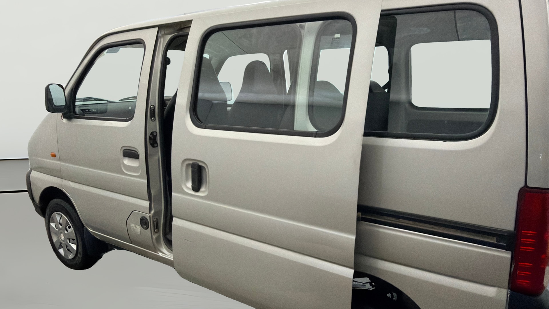 View 2024 Maruti Suzuki 1000 Base Variant Image 22 Used 2024 Maruti Suzuki 1000 Base Variant Image 22