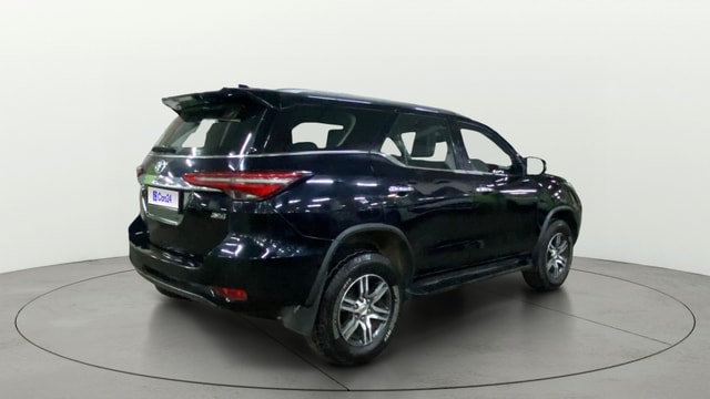 View Toyota Fortuner Image 47 Used Toyota Fortuner Image 47