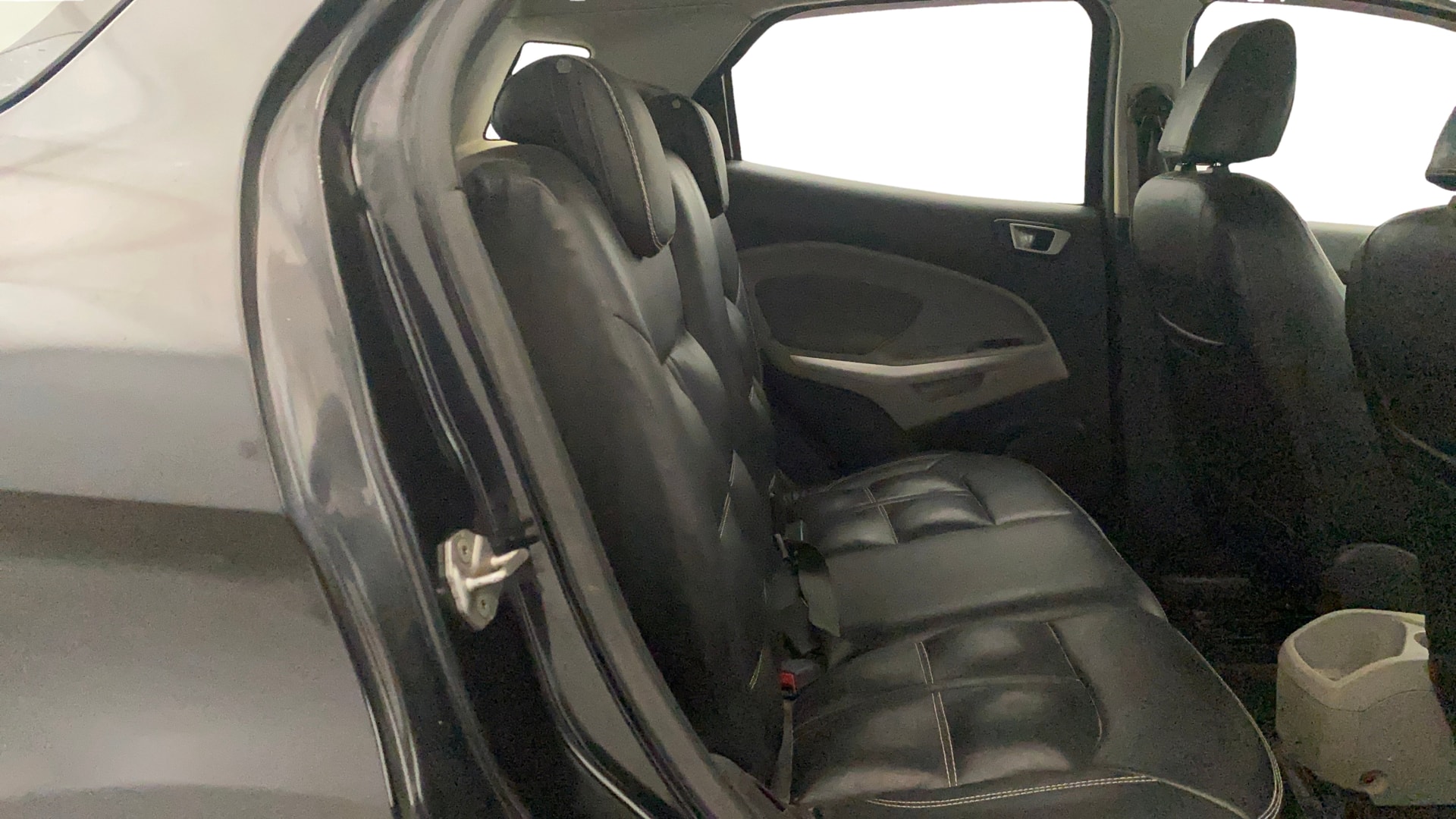 View 2015 Ford EcoSport 1.5 TDCi Diesel Ambiente BS IV Image 10 Used 2015 Ford EcoSport 1.5 TDCi Diesel Ambiente BS IV Image 10