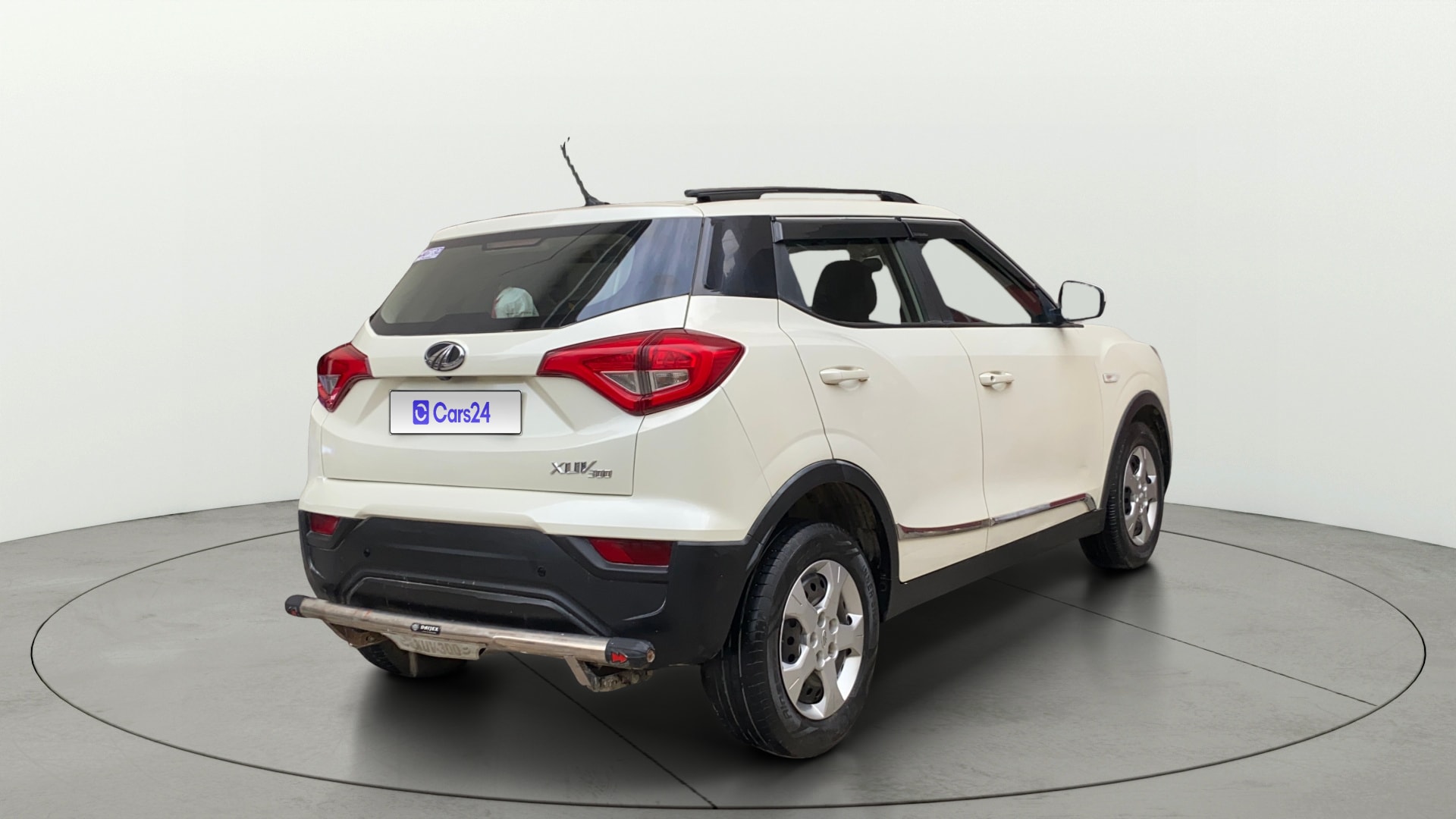Used 2022 Mahindra XUV300 Used 2022 Mahindra XUV300