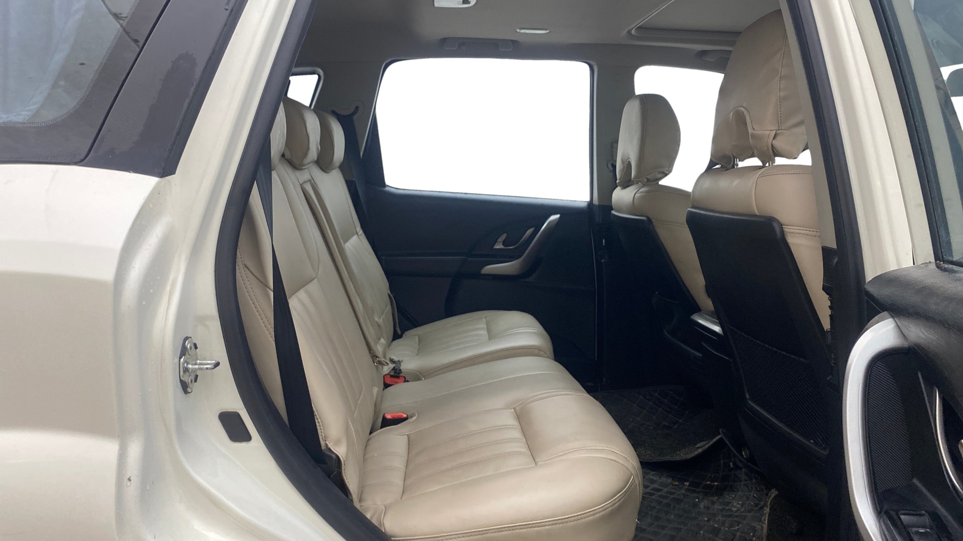 Used 2021 Mahindra XUV500 Used 2021 Mahindra XUV500