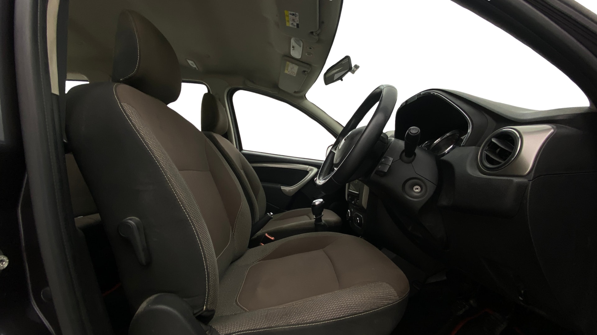 View 2021 Renault Duster 1.3L Turbo Petrol RXZ Image 26 Used 2021 Renault Duster 1.3L Turbo Petrol RXZ Image 26