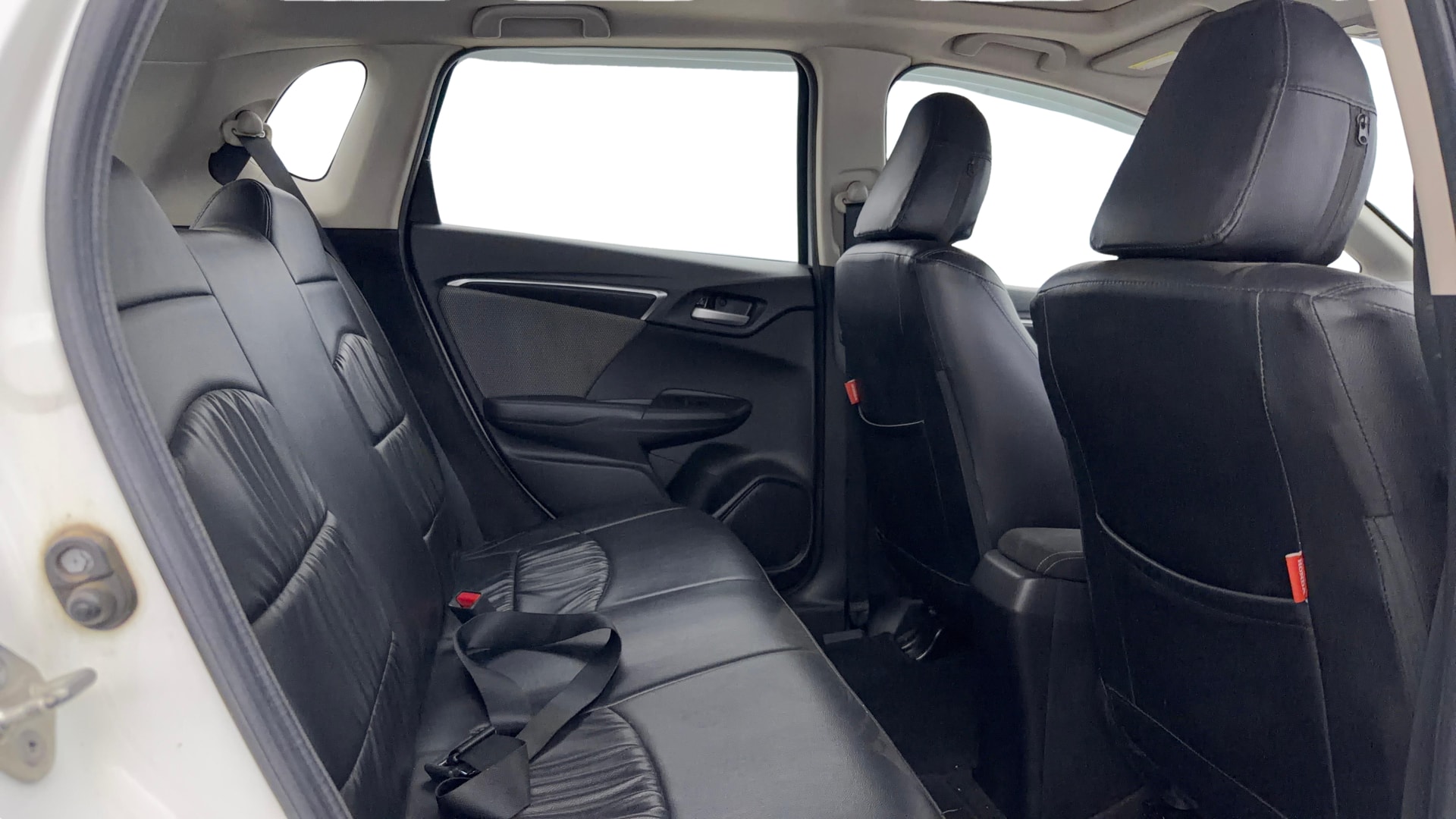 View 2018 Honda WR-V S MT Diesel Edge Edition Image 29 Used 2018 Honda WR-V S MT Diesel Edge Edition Image 29