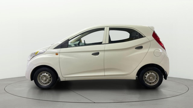 View Hyundai EON Image 5 Used Hyundai EON Image 5