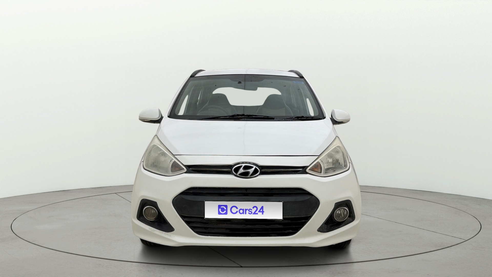 View 2015 Hyundai Grand i10 Sportz 1.2 Kappa Image 1 Used 2015 Hyundai Grand i10 Sportz 1.2 Kappa Image 1