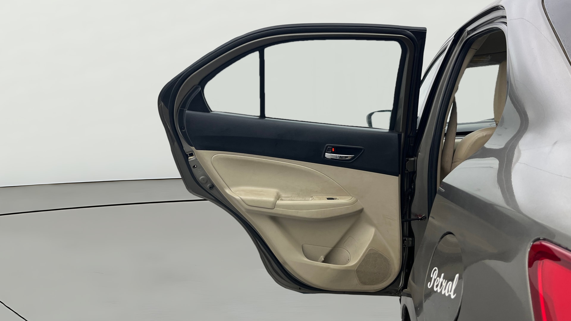View 2022 Maruti Suzuki 1000 Base Variant Image 22 Used 2022 Maruti Suzuki 1000 Base Variant Image 22