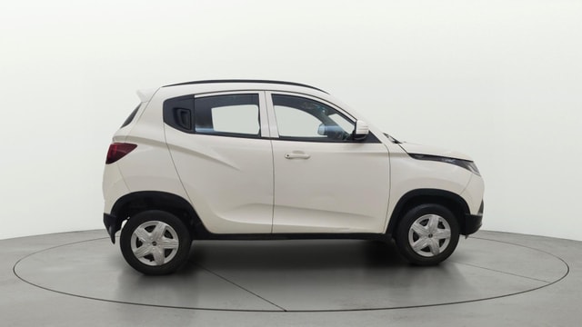 View Mahindra KUV100 Image 8 Used Mahindra KUV100 Image 8
