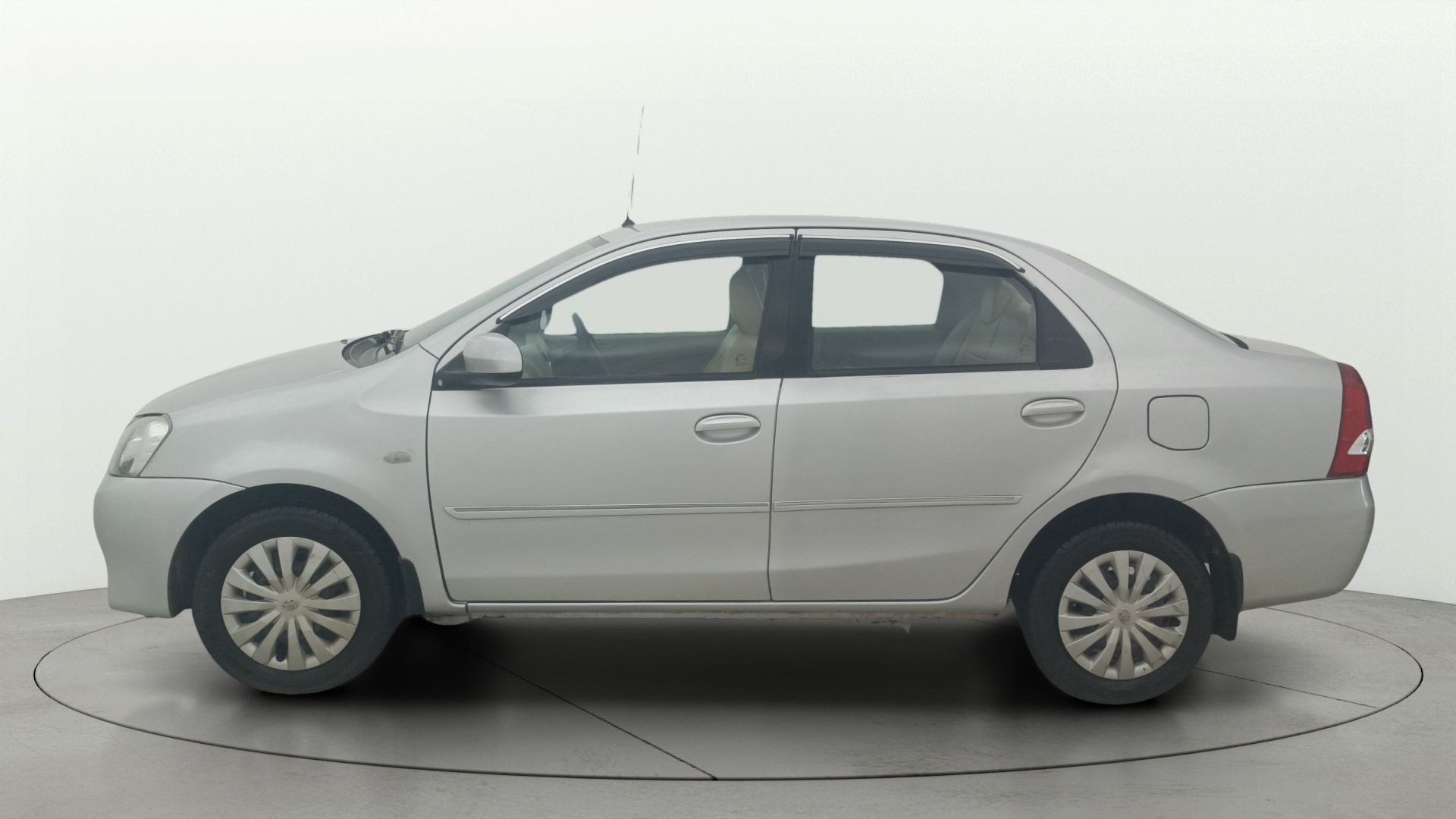View 2014 Toyota Etios G Image 5 Used 2014 Toyota Etios G Image 5