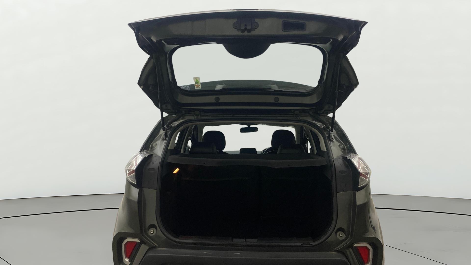 View 2023 Tata Nexon Revotron XE Image 16 Used 2023 Tata Nexon Revotron XE Image 16