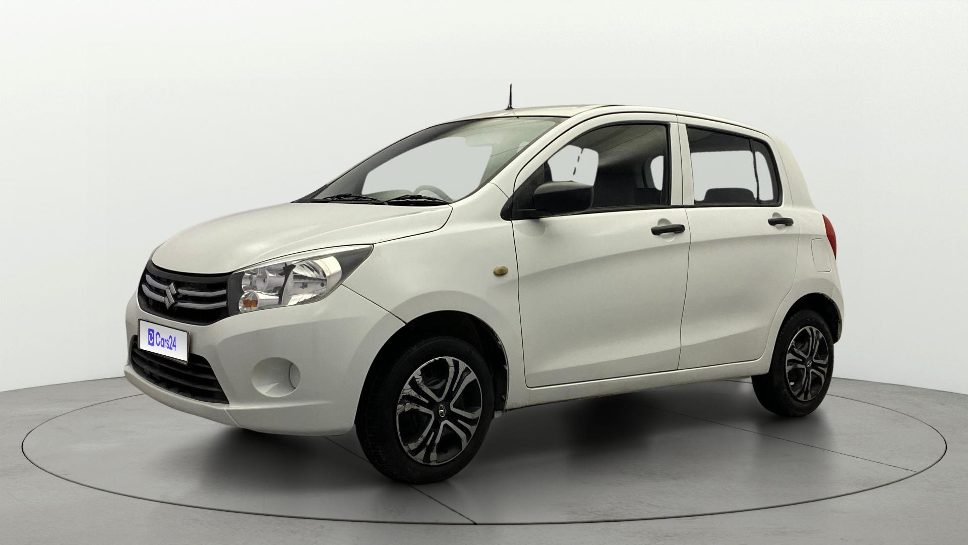 View 2015 Maruti Suzuki 1000 Base Variant Image 34 Used 2015 Maruti Suzuki 1000 Base Variant Image 34