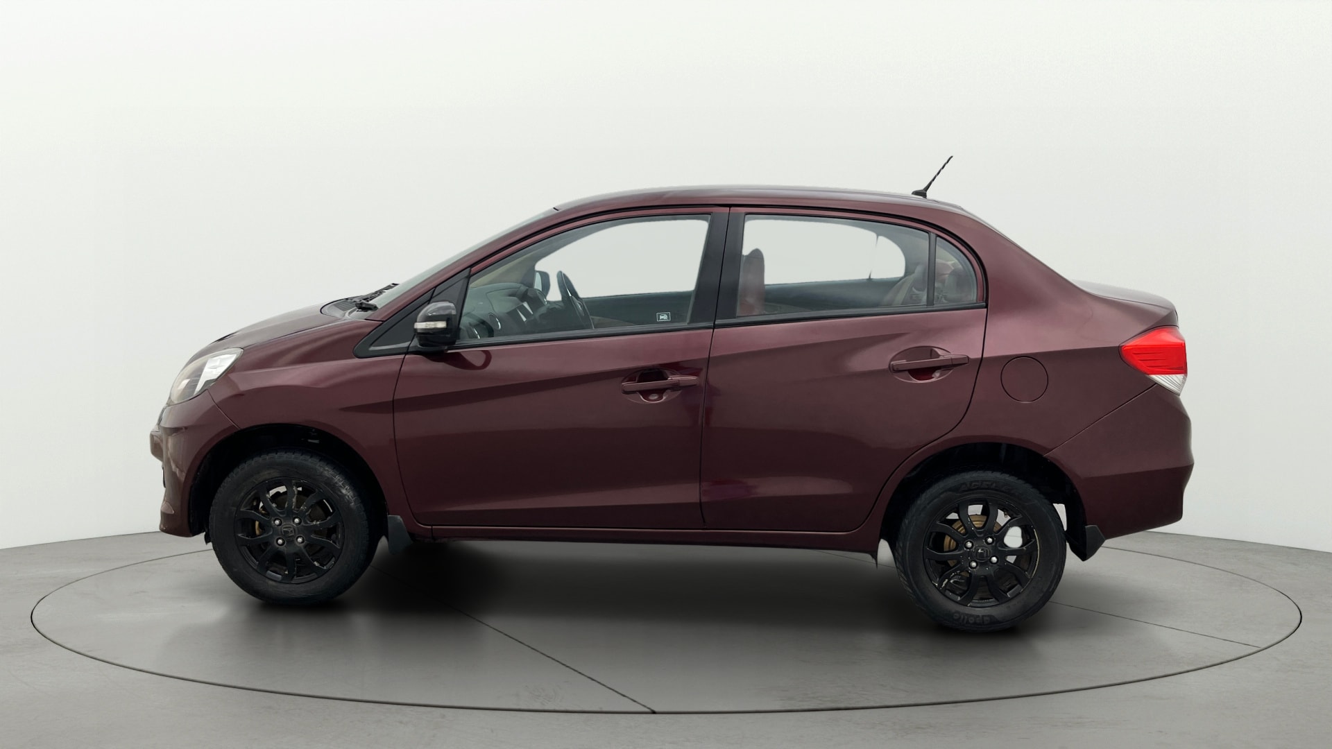 View 2013 Honda Amaze E MT Petrol BS IV Image 5 Used 2013 Honda Amaze E MT Petrol BS IV Image 5