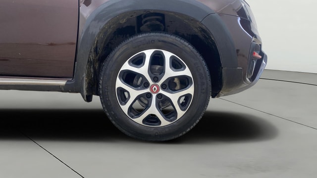 View Renault Duster Image 39 Used Renault Duster Image 39