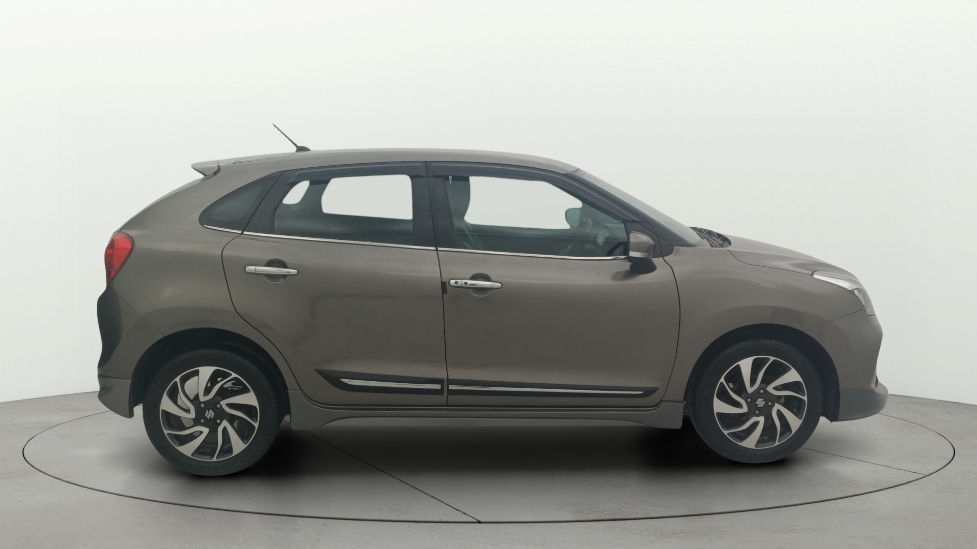 View 2019 Maruti Suzuki 1000 Base Variant Image 8 Used 2019 Maruti Suzuki 1000 Base Variant Image 8