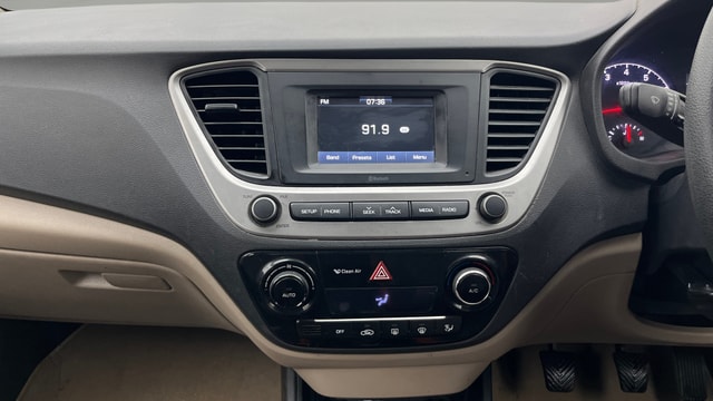 View Hyundai Verna Image 18 Used Hyundai Verna Image 18
