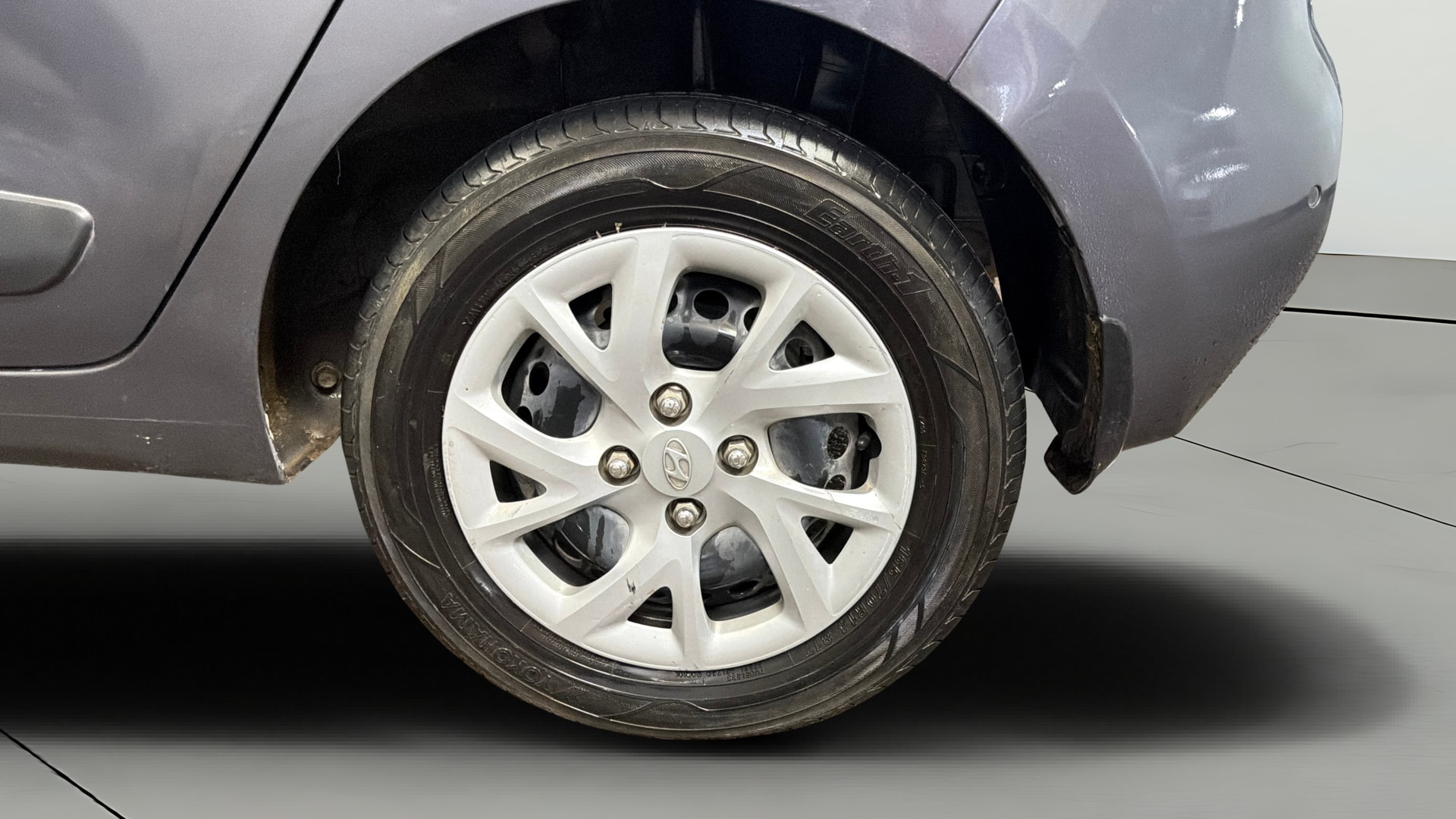 View 2019 Hyundai Grand i10 Sportz 1.2 Kappa Image 11 Used 2019 Hyundai Grand i10 Sportz 1.2 Kappa Image 11