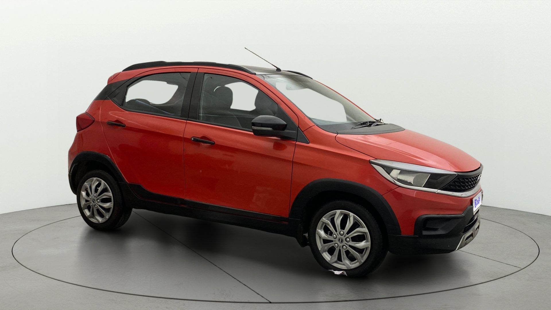 View 2022 Tata Tiago NRG XZ Revotron AMT Image 37 Used 2022 Tata Tiago NRG XZ Revotron AMT Image 37