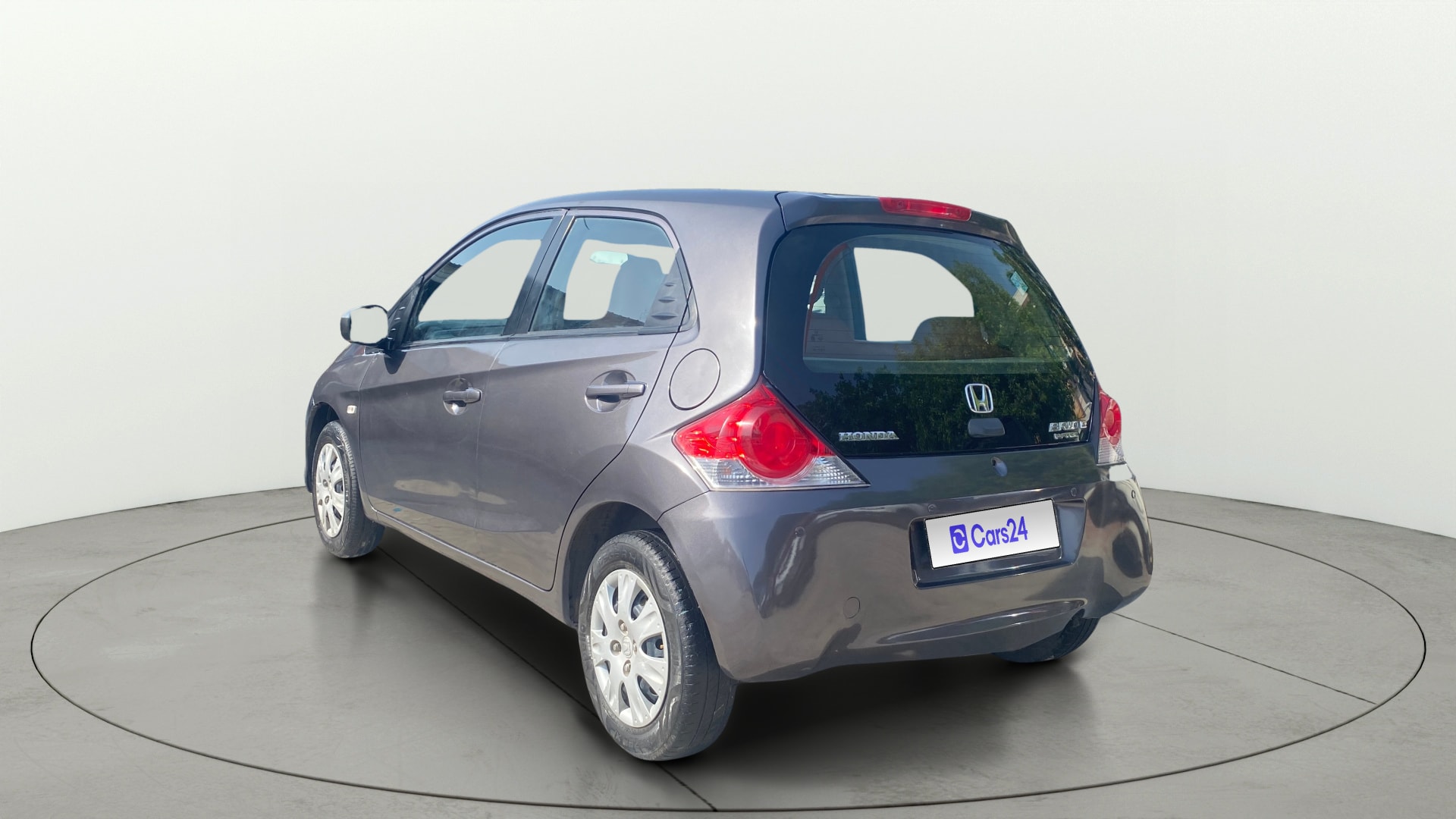 View 2019 Honda Brio S MT Option Pack Image 2 Used 2019 Honda Brio S MT Option Pack Image 2
