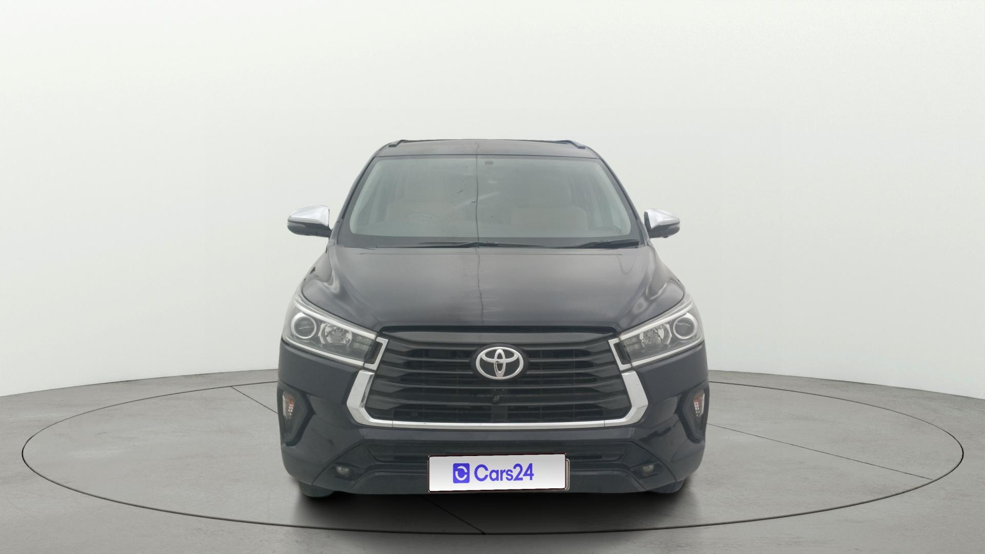 View 2021 Toyota Innova Crysta 2.4 G MT 7-Seater BS IV Image 1 Used 2021 Toyota Innova Crysta 2.4 G MT 7-Seater BS IV Image 1