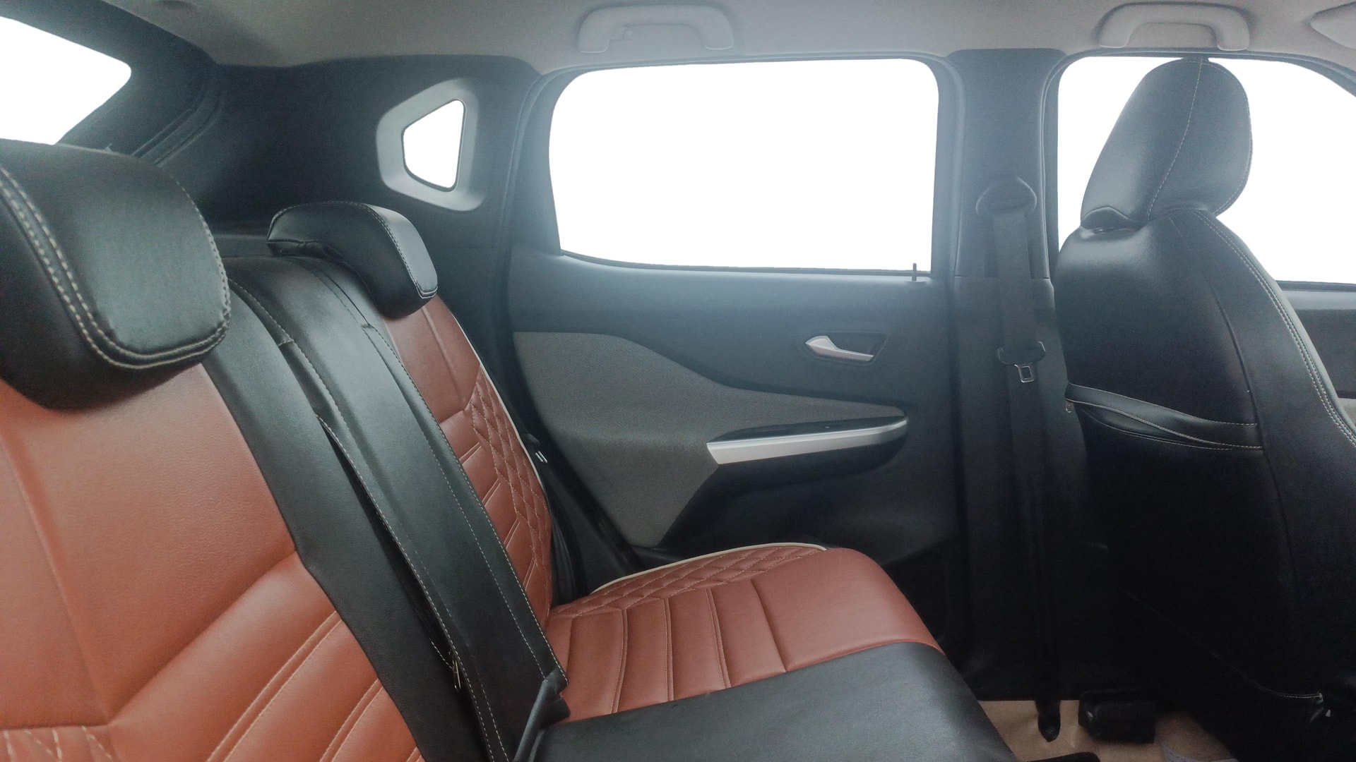View 2022 Nissan Magnite XV Image 36 Used 2022 Nissan Magnite XV Image 36