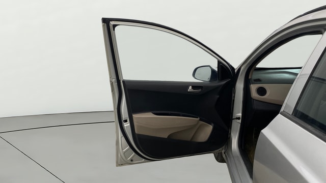View Hyundai Grand i10 Image 30 Used Hyundai Grand i10 Image 30