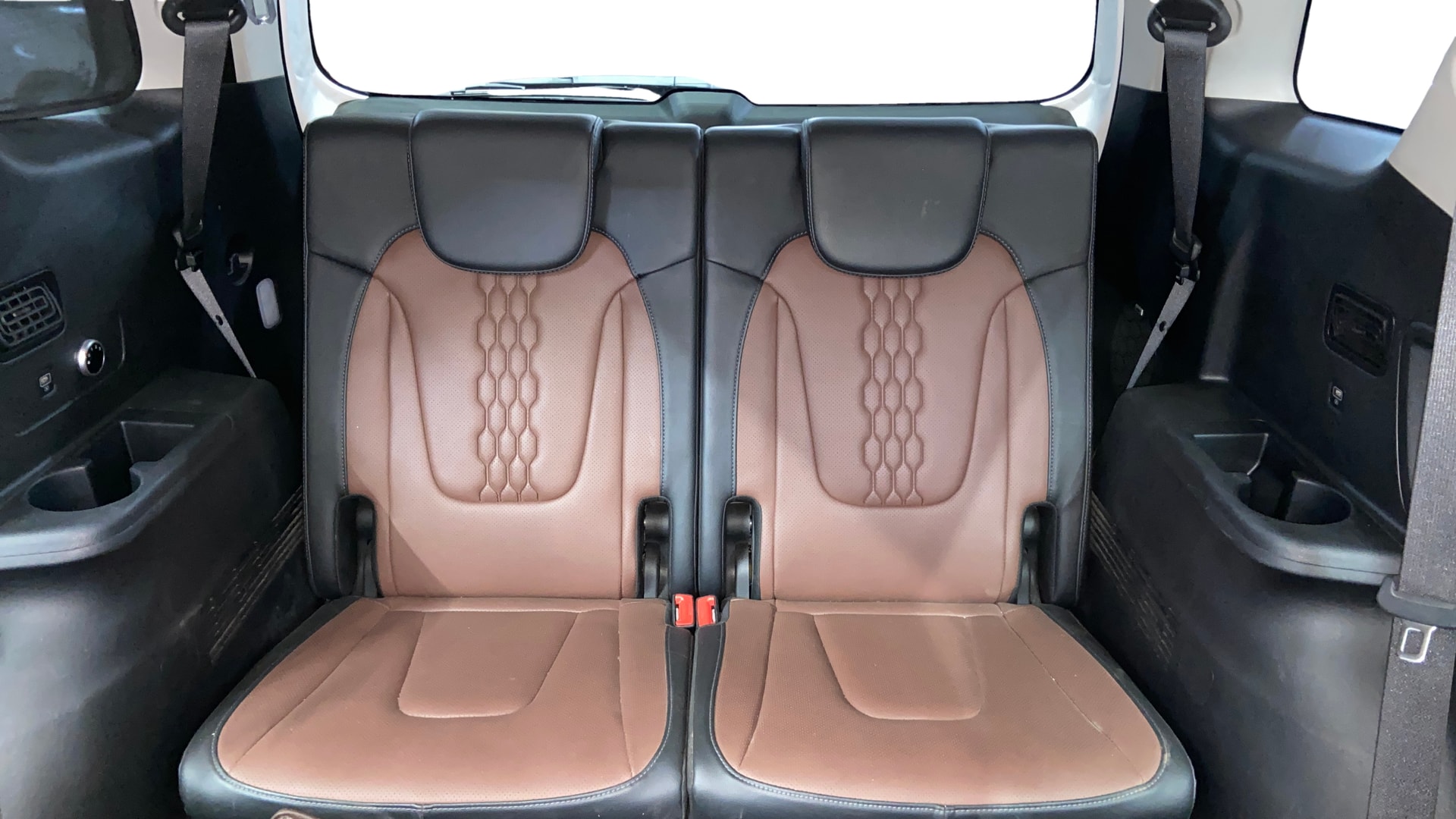View 2024 Hyundai Alcazar Prestige 6 Seater MT Petrol Image 10 Used 2024 Hyundai Alcazar Prestige 6 Seater MT Petrol Image 10