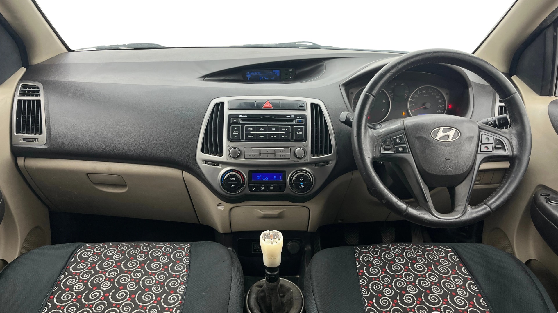 View 2013 Hyundai Elite i20 1.4 Era Diesel BS IV Image 30 Used 2013 Hyundai Elite i20 1.4 Era Diesel BS IV Image 30