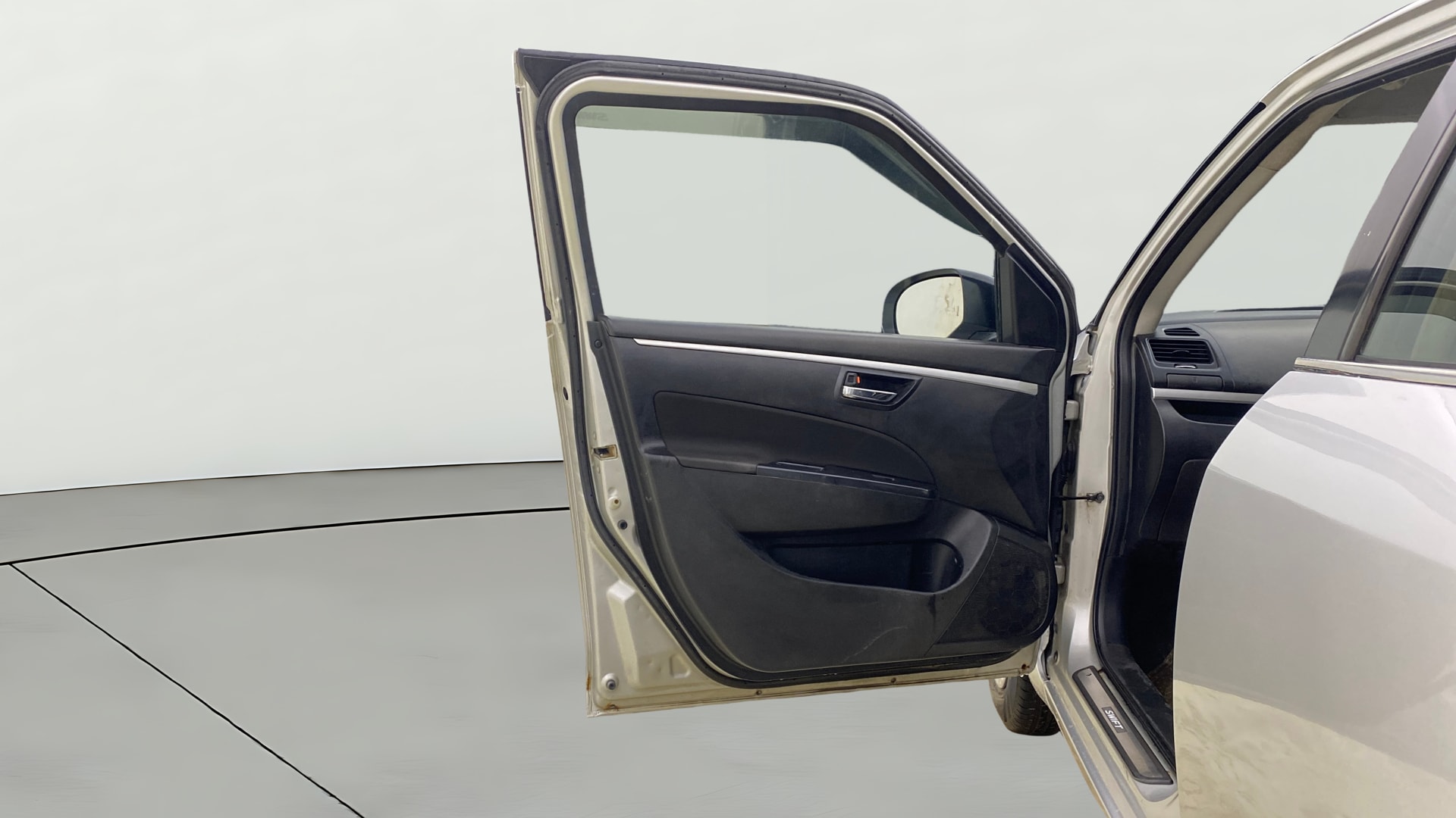 View 2015 Maruti Suzuki 1000 Base Variant Image 30 Used 2015 Maruti Suzuki 1000 Base Variant Image 30