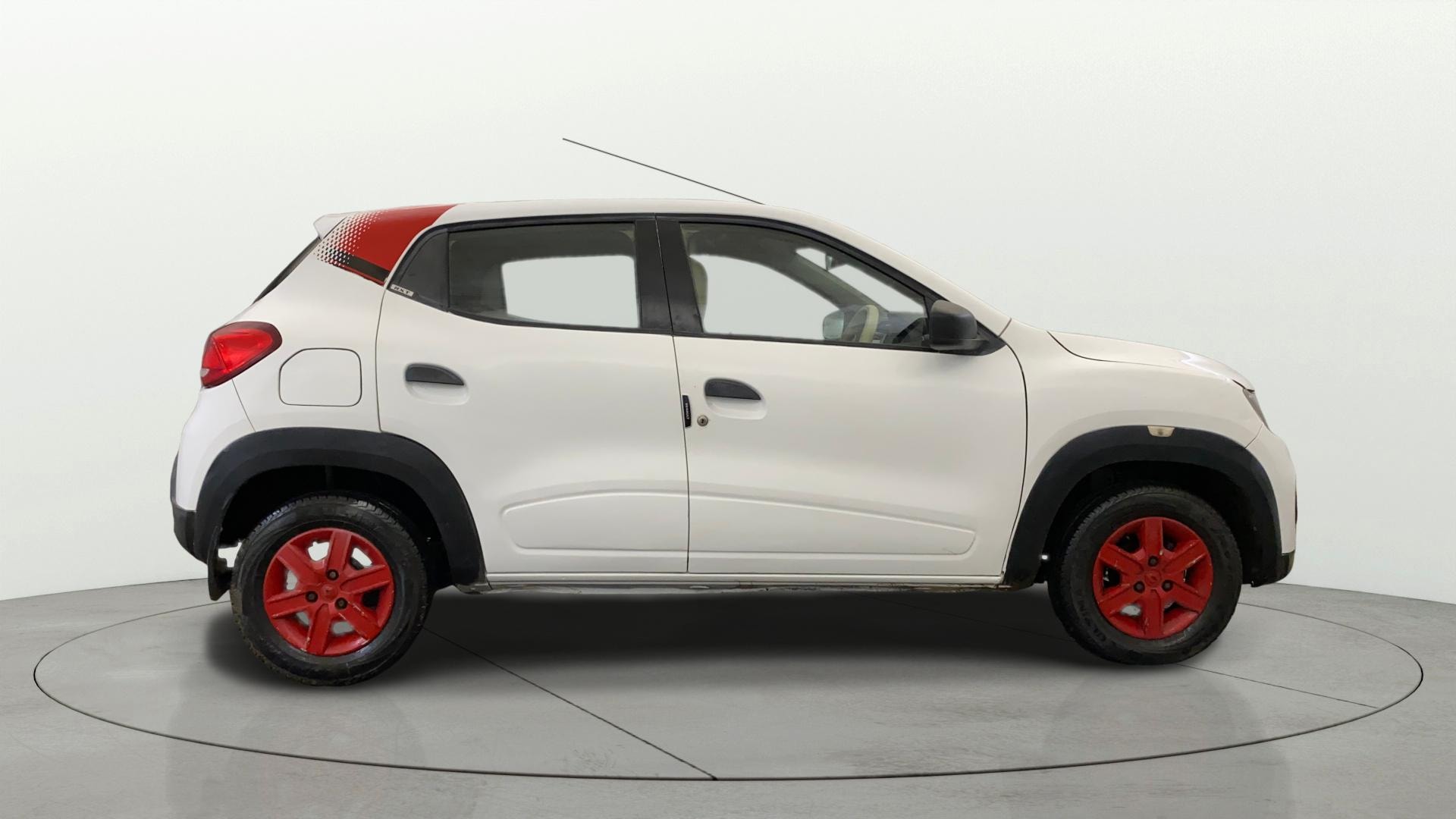 View 2018 Renault Kwid RXT 1.0 Image 25 Used 2018 Renault Kwid RXT 1.0 Image 25