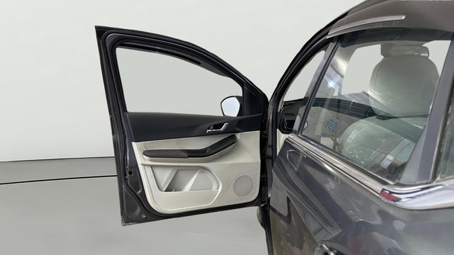 View Tata Tigor Image 36 Used Tata Tigor Image 36