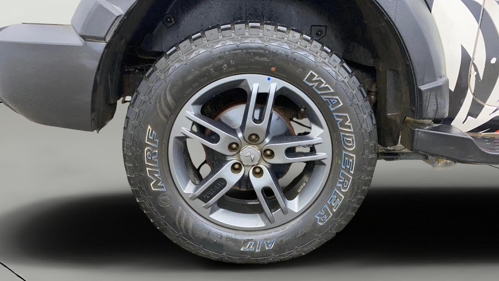 View 2024 Mahindra Thar AX Standard Manual Soft Top 6 Seater Image 25 Used 2024 Mahindra Thar AX Standard Manual Soft Top 6 Seater Image 25