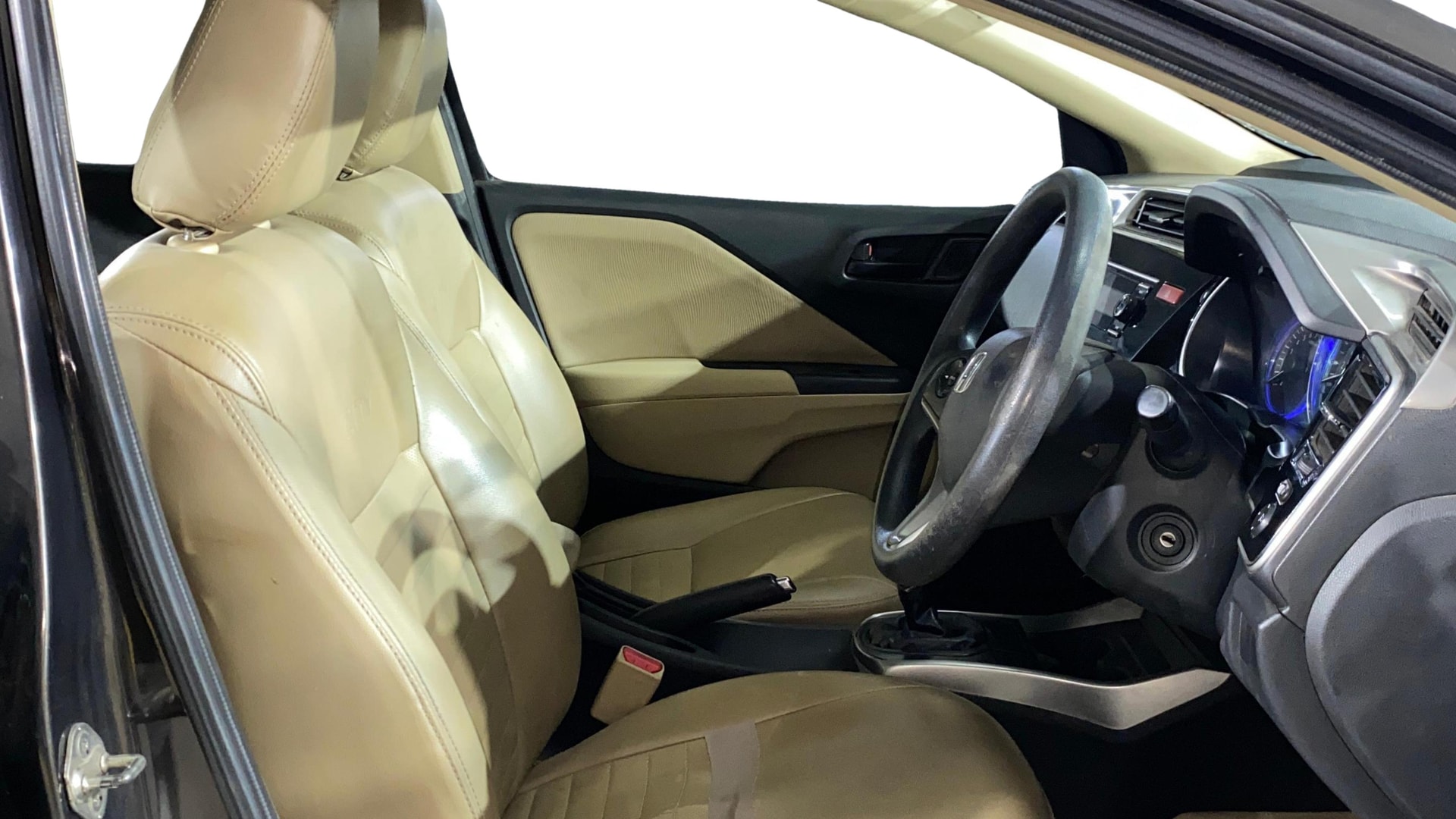View 2014 Honda City ZX MT Diesel Anniversary Edition Image 26 Used 2014 Honda City ZX MT Diesel Anniversary Edition Image 26