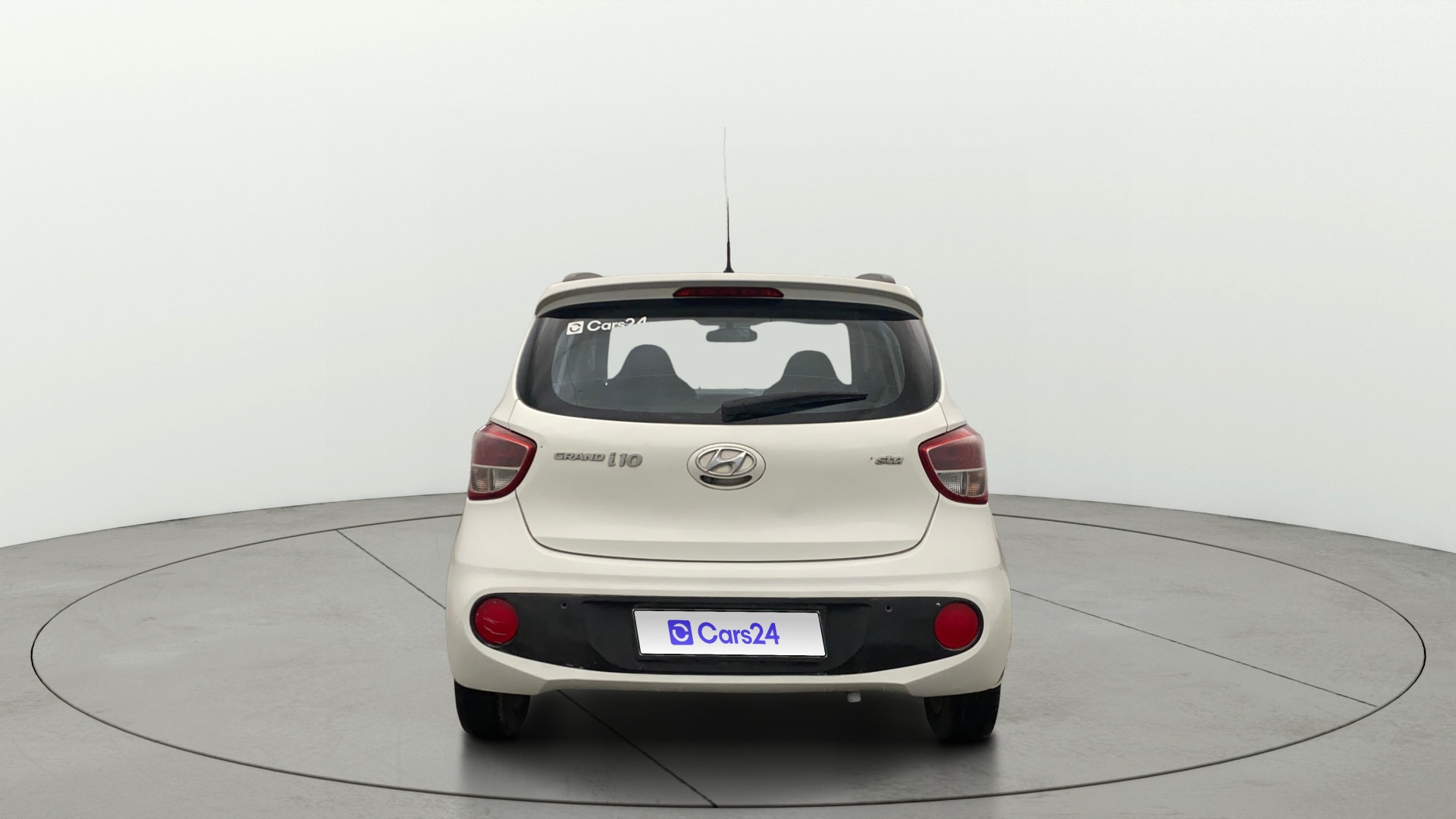 View 2018 Hyundai Grand i10 1.2 Asta Diesel Image 40 Used 2018 Hyundai Grand i10 1.2 Asta Diesel Image 40