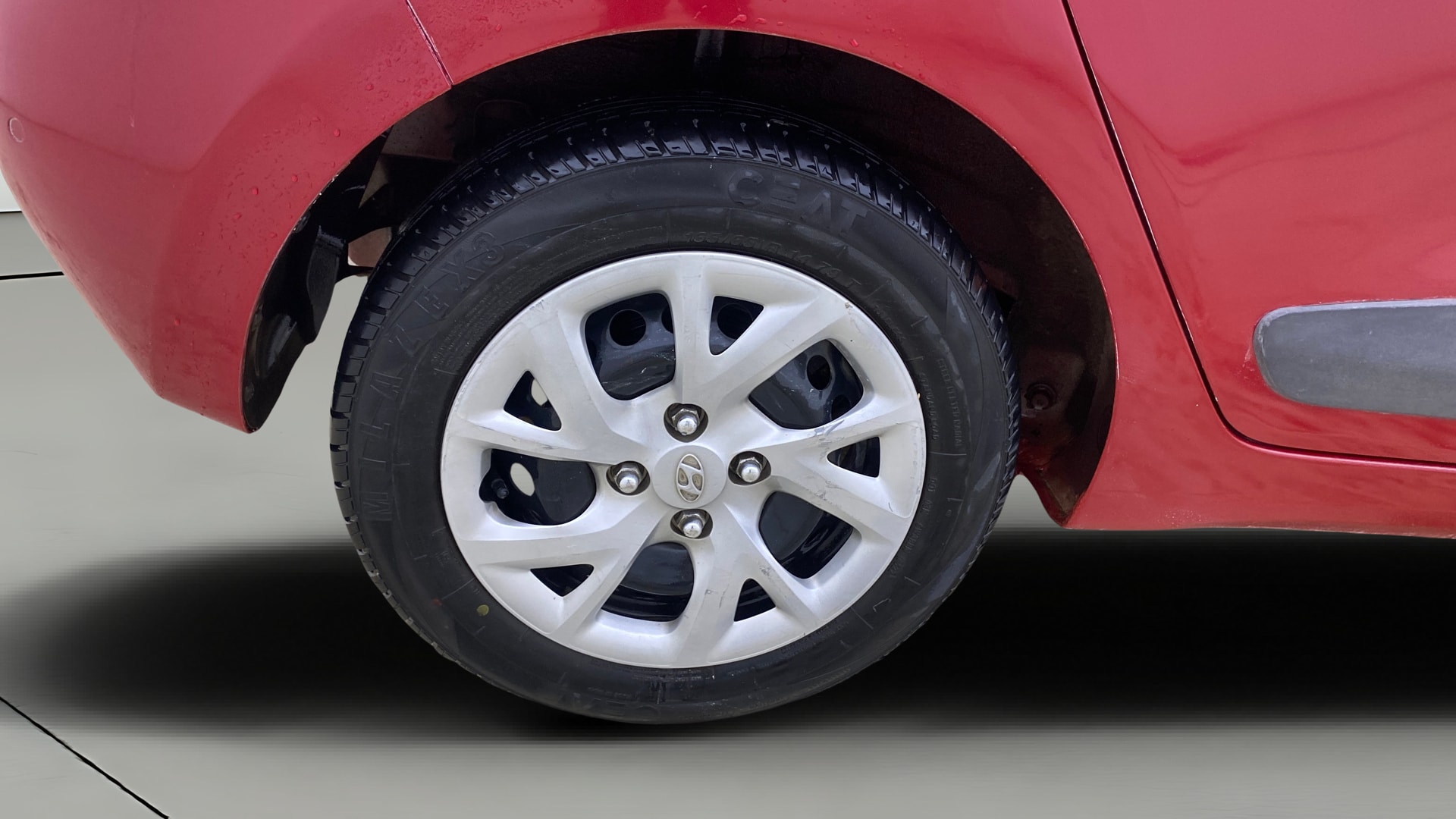 View 2017 Hyundai Grand i10 Sportz 1.2 Kappa Image 24 Used 2017 Hyundai Grand i10 Sportz 1.2 Kappa Image 24