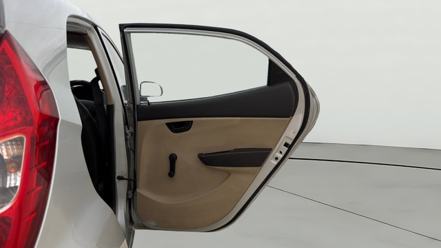 View Hyundai EON Image 7 Used Hyundai EON Image 7
