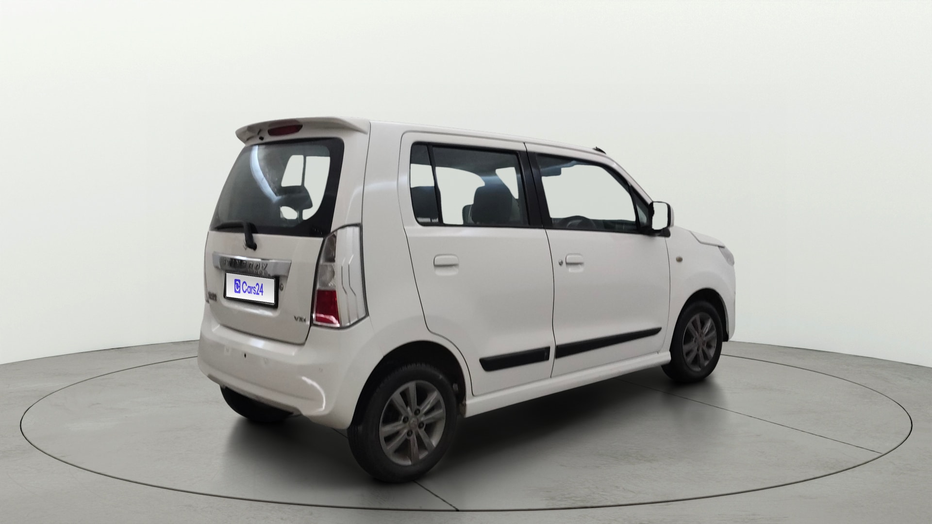 View 2014 Maruti Suzuki Stingray LXI Image 43 Used 2014 Maruti Suzuki Stingray LXI Image 43