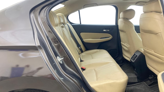 View Honda City ZX Image 31 Used Honda City ZX Image 31