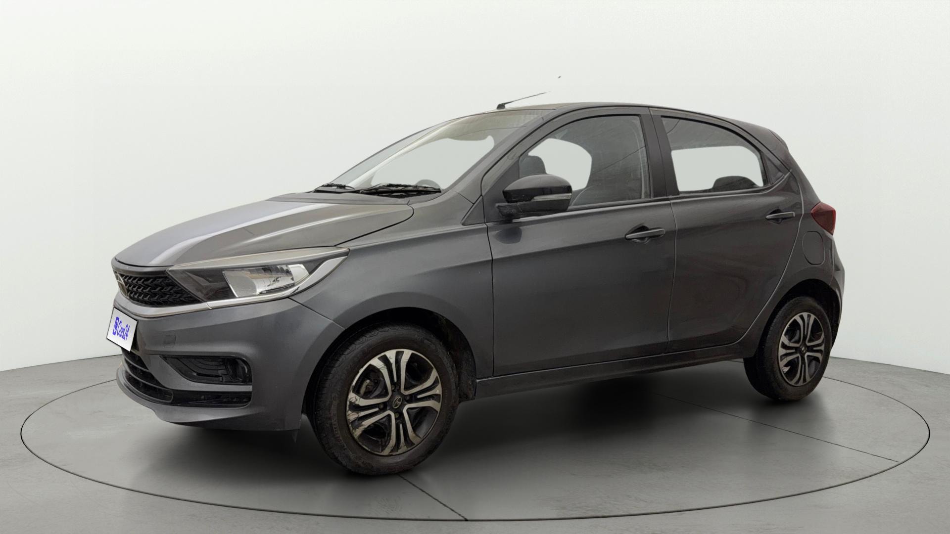 View 2023 Tata Tiago Revotorq XB Image 34 Used 2023 Tata Tiago Revotorq XB Image 34