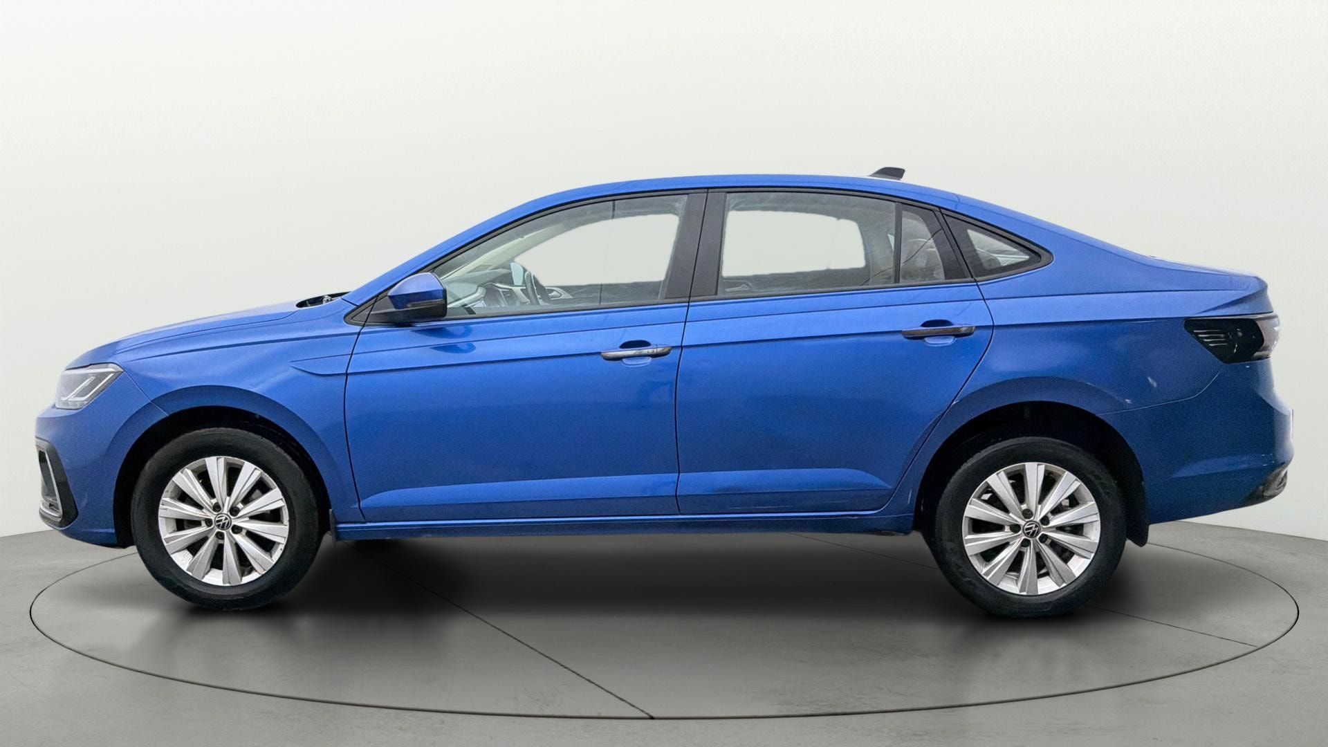 View 2022 Volkswagen Virtus Topline 1.0 TSI MT Image 6 Used 2022 Volkswagen Virtus Topline 1.0 TSI MT Image 6