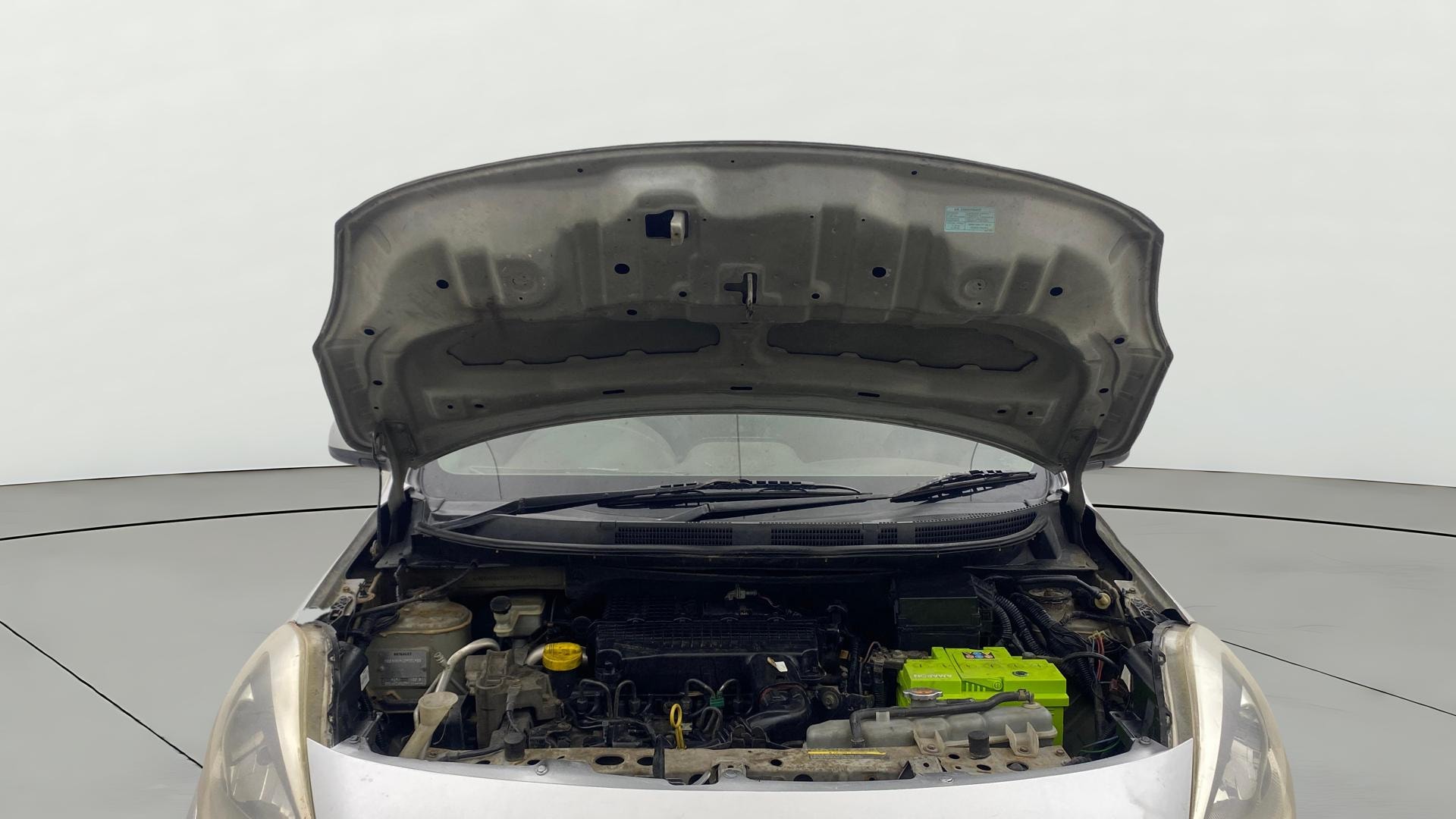 View 2013 Renault Scala RxZ Diesel Image 32 Used 2013 Renault Scala RxZ Diesel Image 32