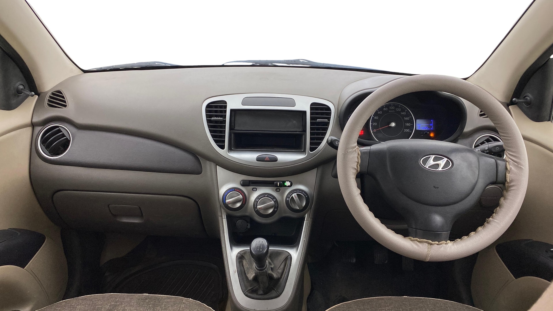 View 2017 Hyundai i10 1.1 Magna Image 15 Used 2017 Hyundai i10 1.1 Magna Image 15