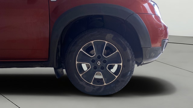 View Renault Duster Image 39 Used Renault Duster Image 39