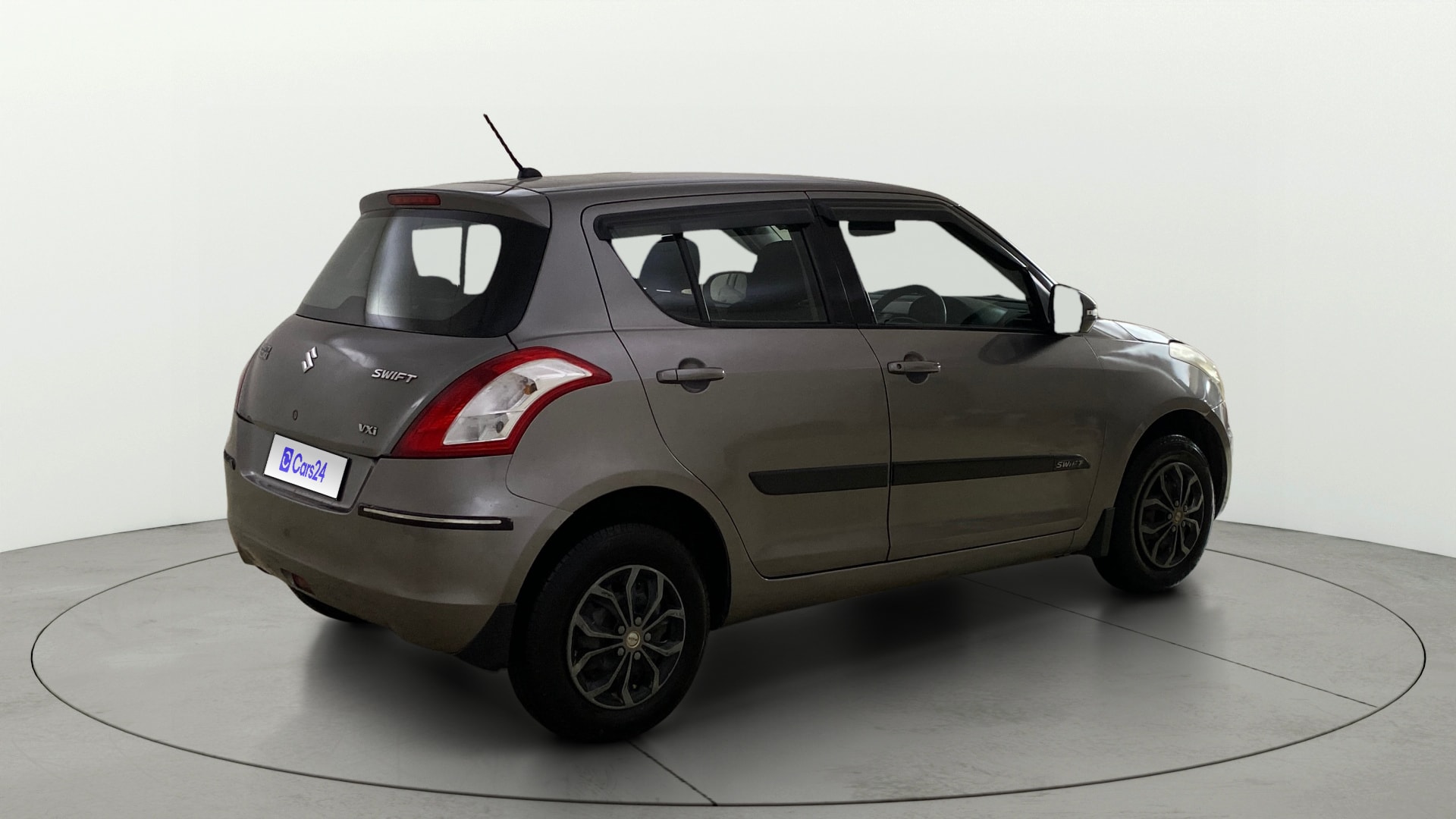 View 2017 Maruti Suzuki 1000 Base Variant Image 42 Used 2017 Maruti Suzuki 1000 Base Variant Image 42