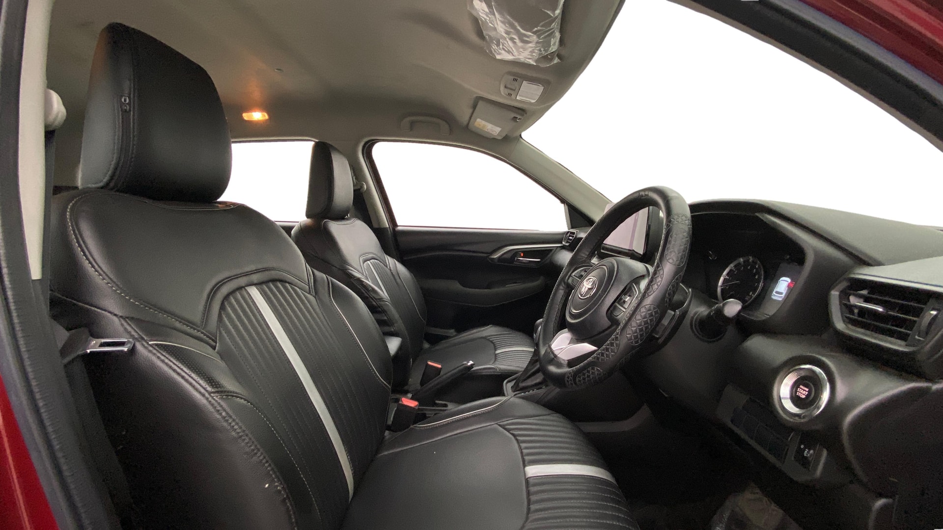 Used 2024 Toyota Urban Cruiser Hyryder Used 2024 Toyota Urban Cruiser Hyryder
