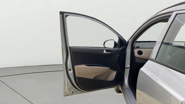 View Hyundai Grand i10 Image 31 Used Hyundai Grand i10 Image 31