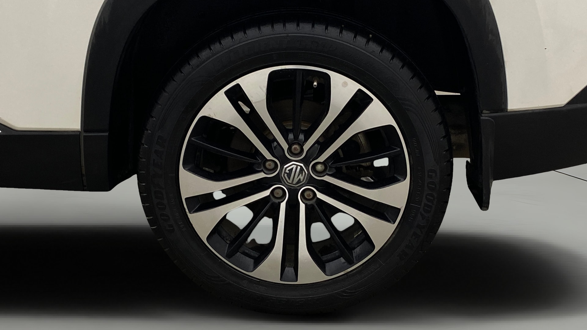 View 2022 MG Hector Sharp CVT Petrol Image 8 Used 2022 MG Hector Sharp CVT Petrol Image 8