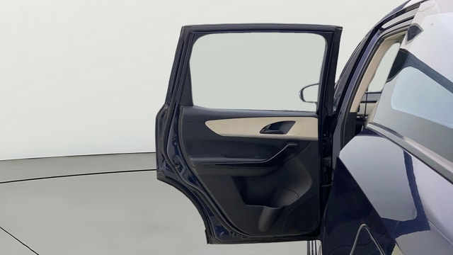 View Mahindra XUV700 Image 15 Used Mahindra XUV700 Image 15