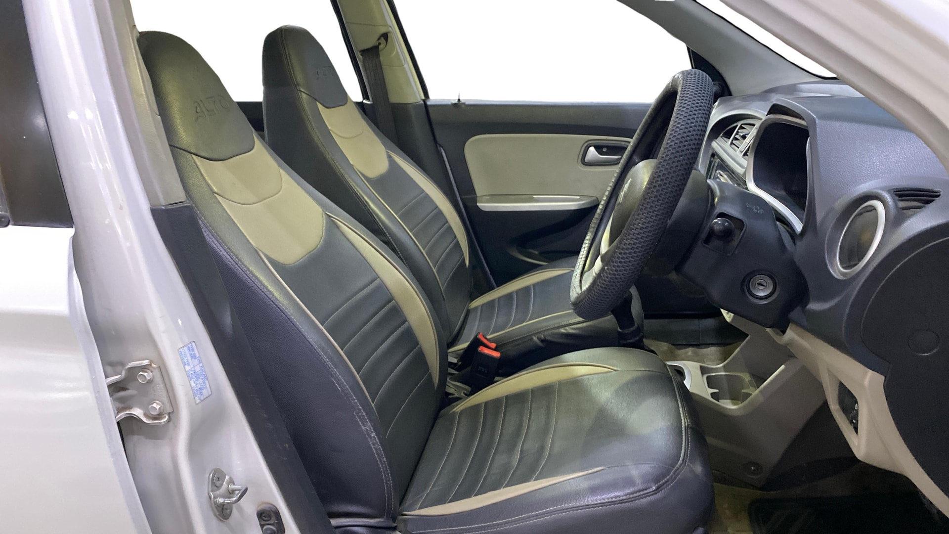 View 2016 Maruti Suzuki Alto K10 LX Image 25 Used 2016 Maruti Suzuki Alto K10 LX Image 25