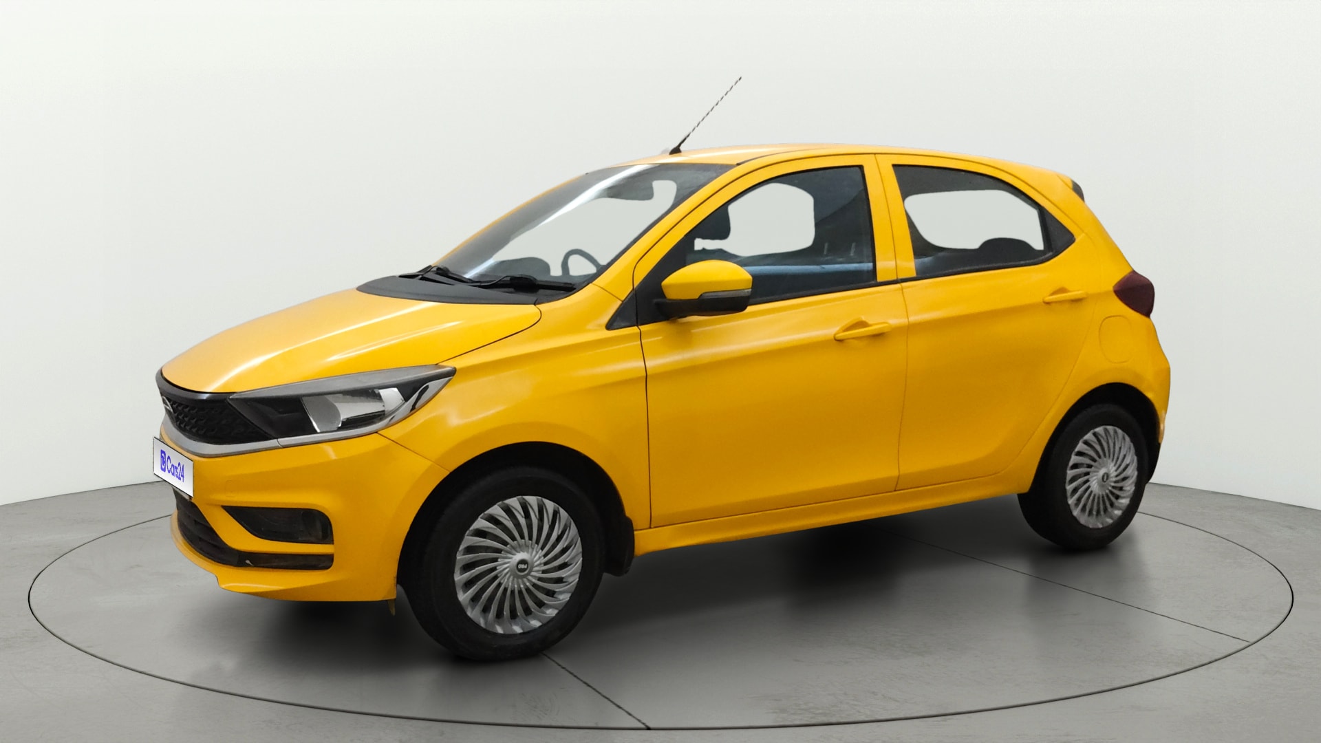 View 2020 Tata Tiago Revotorq XB Image 34 Used 2020 Tata Tiago Revotorq XB Image 34