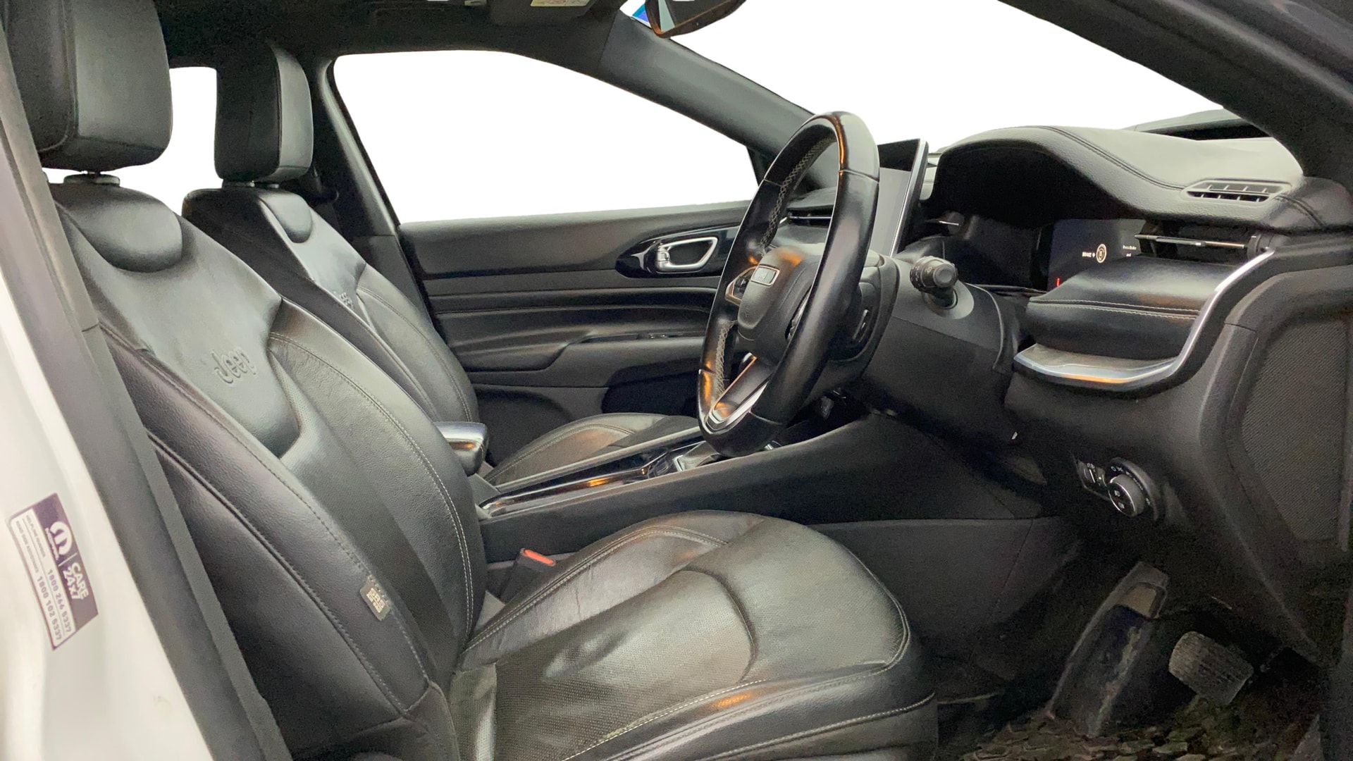 View 2021 Jeep Compass S (O) 1.4 Petrol DDCT Image 27 Used 2021 Jeep Compass S (O) 1.4 Petrol DDCT Image 27