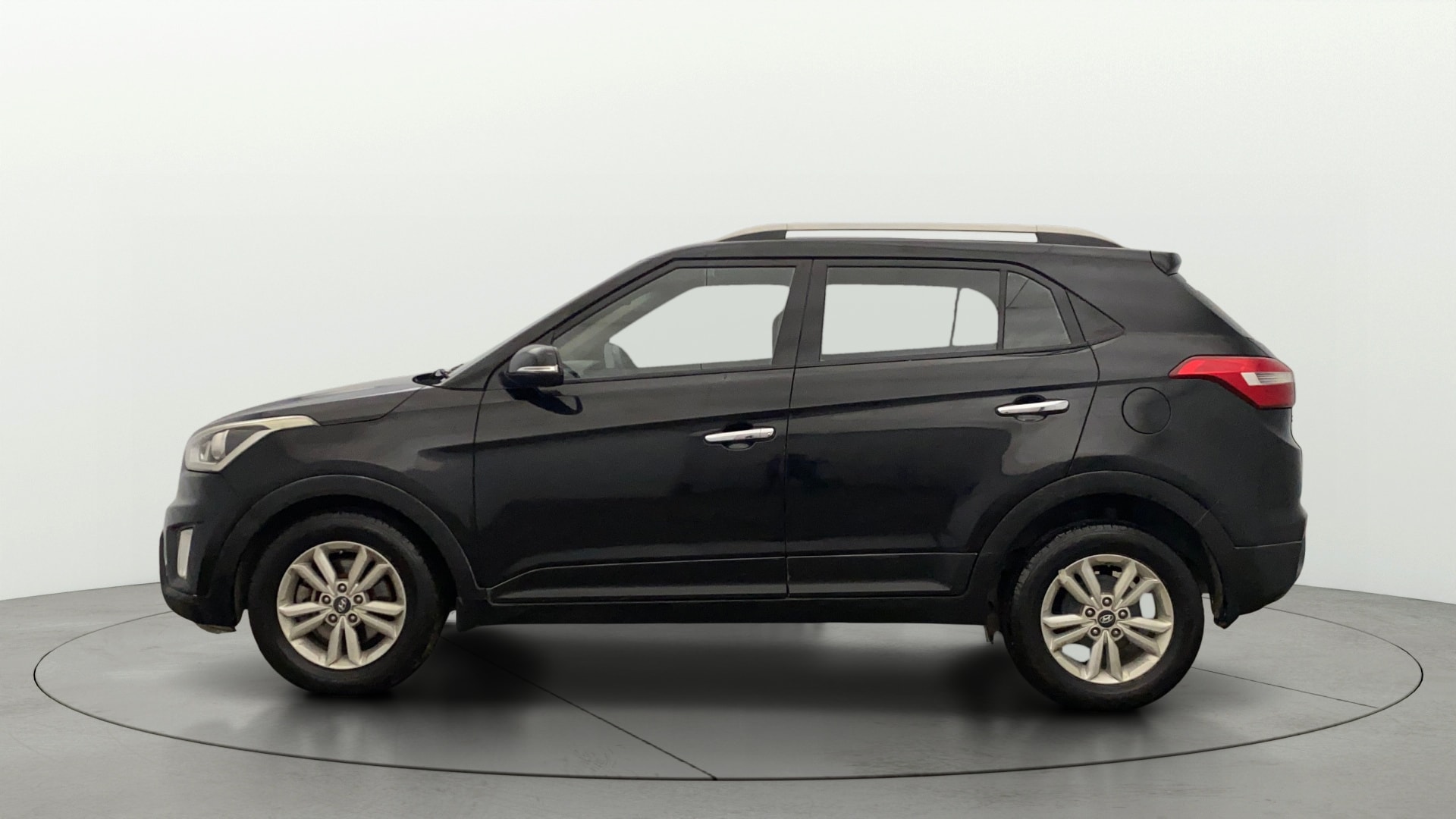 View 2016 Hyundai Creta 1.6 SX Plus Petrol Image 28 Used 2016 Hyundai Creta 1.6 SX Plus Petrol Image 28